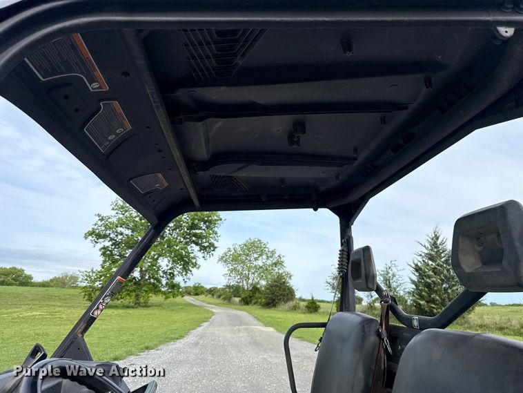 image for item ET6103 2019 Can-Am Defender HD8 utility vehicle