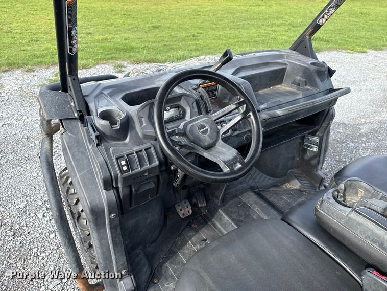image for item ET6103 2019 Can-Am Defender HD8 utility vehicle