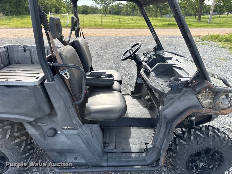 image for item ET6103 2019 Can-Am Defender HD8 utility vehicle