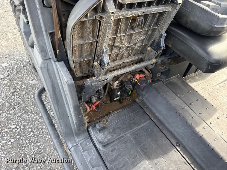 image for item ET6103 2019 Can-Am Defender HD8 utility vehicle