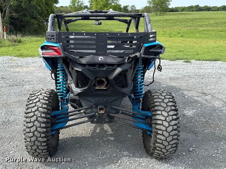 image for item ET6105 2023 Can-Am Maverick X3 DX Max utility vehicle