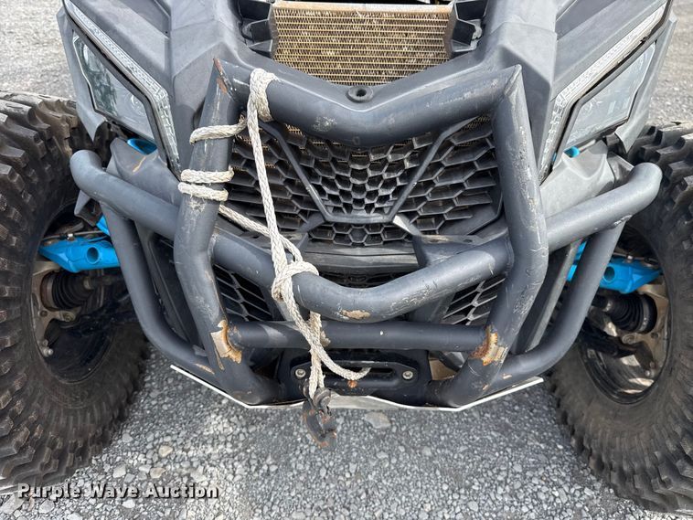 image for item ET6105 2023 Can-Am Maverick X3 DX Max utility vehicle