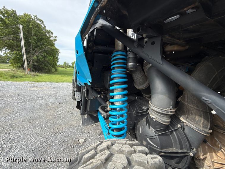 image for item ET6105 2023 Can-Am Maverick X3 DX Max utility vehicle