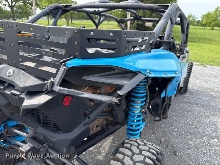 image for item ET6105 2023 Can-Am Maverick X3 DX Max utility vehicle
