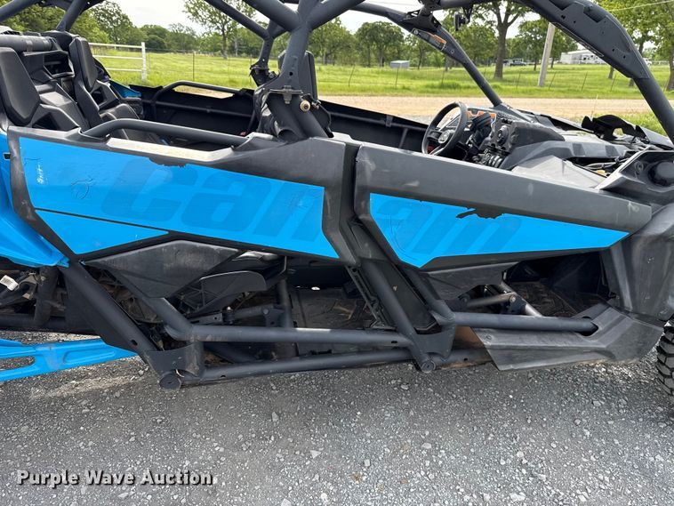 image for item ET6105 2023 Can-Am Maverick X3 DX Max utility vehicle