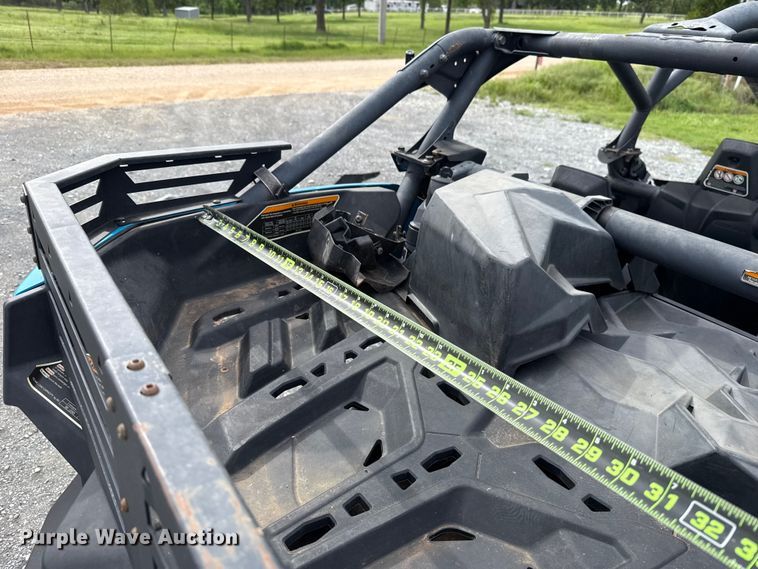 image for item ET6105 2023 Can-Am Maverick X3 DX Max utility vehicle