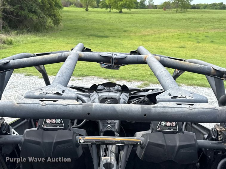 image for item ET6105 2023 Can-Am Maverick X3 DX Max utility vehicle