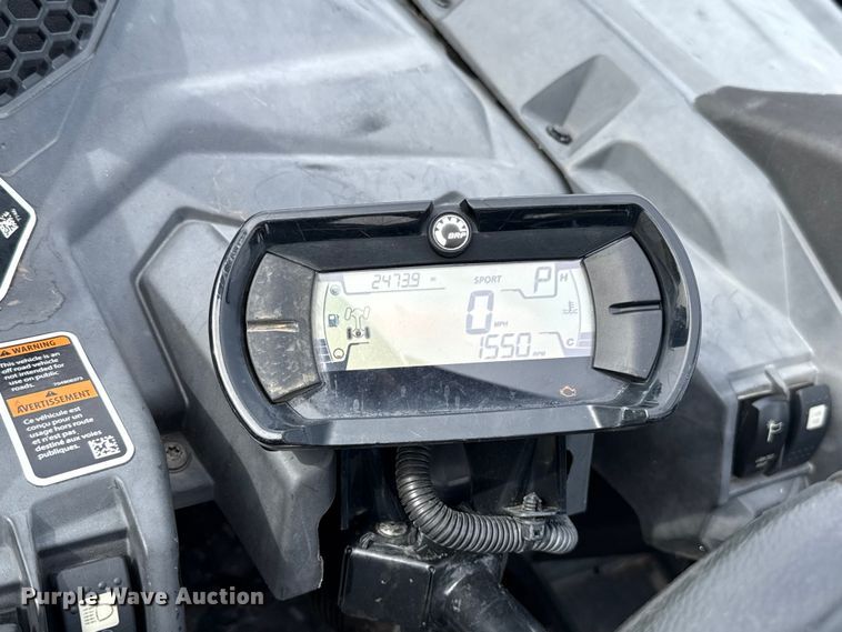 image for item ET6105 2023 Can-Am Maverick X3 DX Max utility vehicle