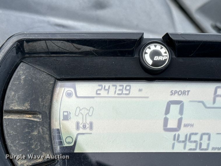 image for item ET6105 2023 Can-Am Maverick X3 DX Max utility vehicle
