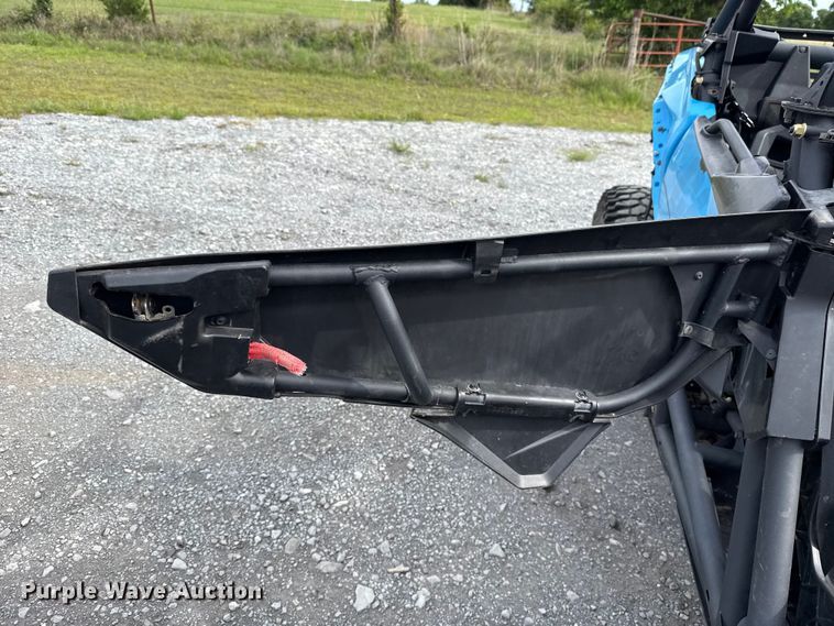 image for item ET6105 2023 Can-Am Maverick X3 DX Max utility vehicle