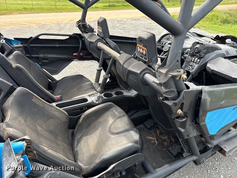 image for item ET6105 2023 Can-Am Maverick X3 DX Max utility vehicle