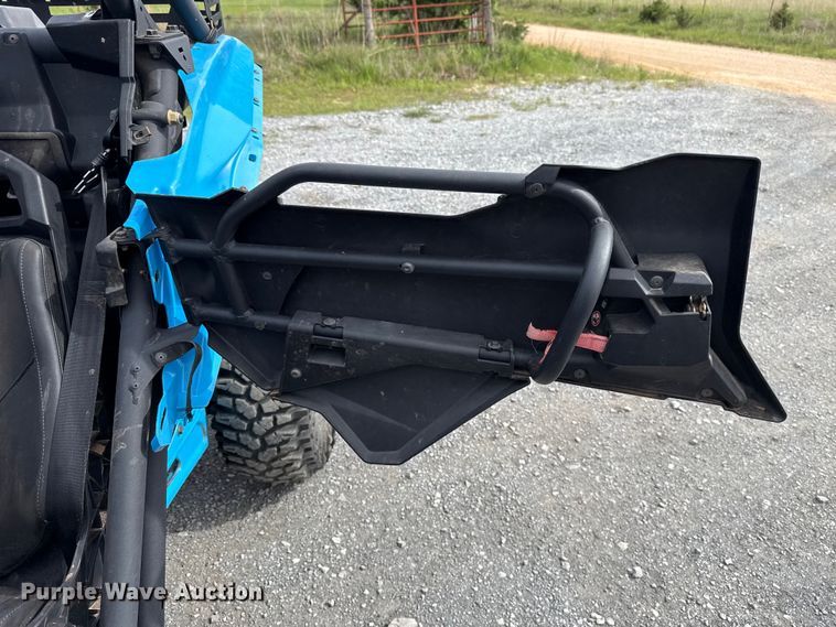 image for item ET6105 2023 Can-Am Maverick X3 DX Max utility vehicle