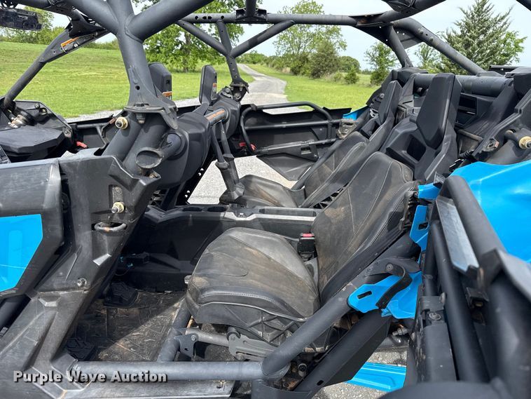 image for item ET6105 2023 Can-Am Maverick X3 DX Max utility vehicle