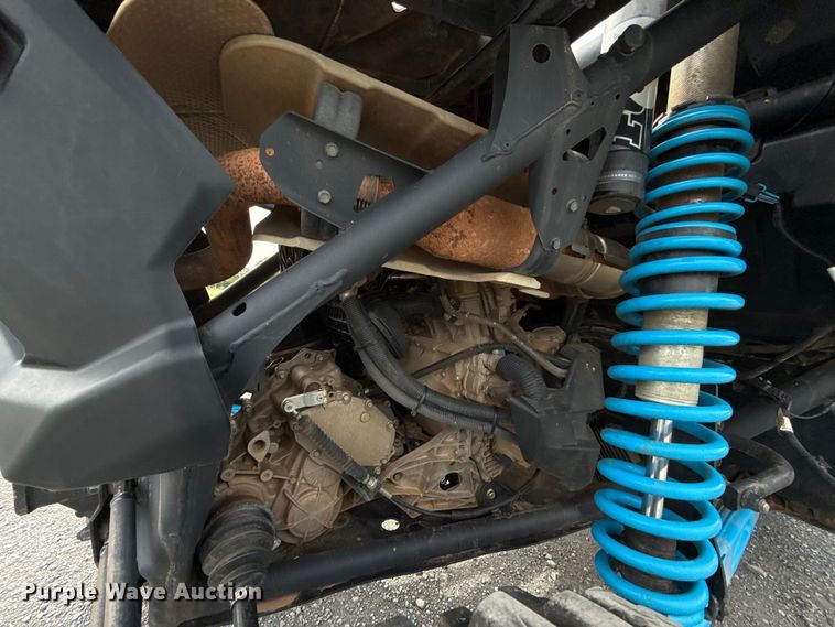 image for item ET6105 2023 Can-Am Maverick X3 DX Max utility vehicle