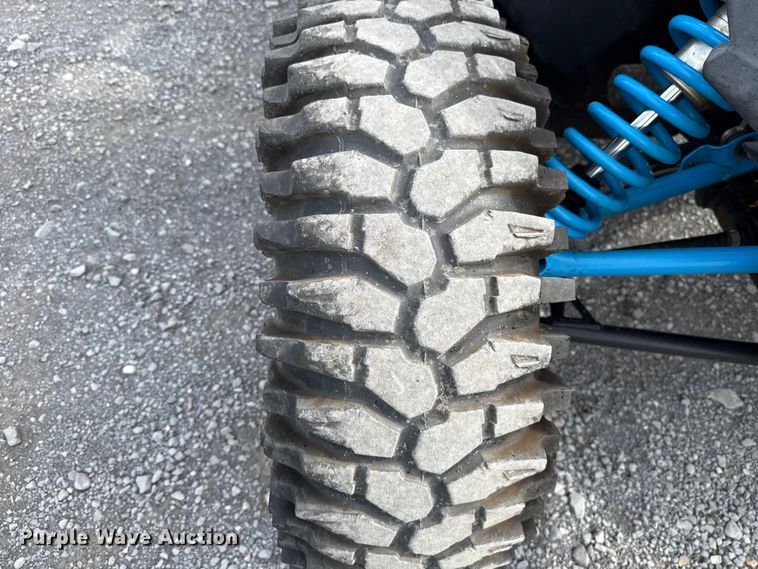 image for item ET6105 2023 Can-Am Maverick X3 DX Max utility vehicle