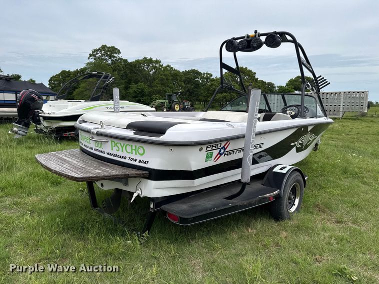 image for item ET6106 2001 CTC ProAir Sport Nautique boat