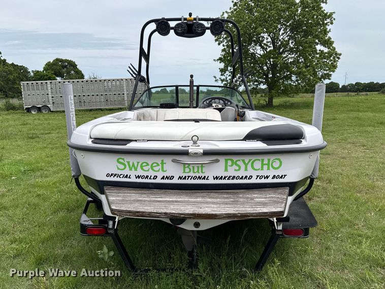 image for item ET6106 2001 CTC ProAir Sport Nautique boat