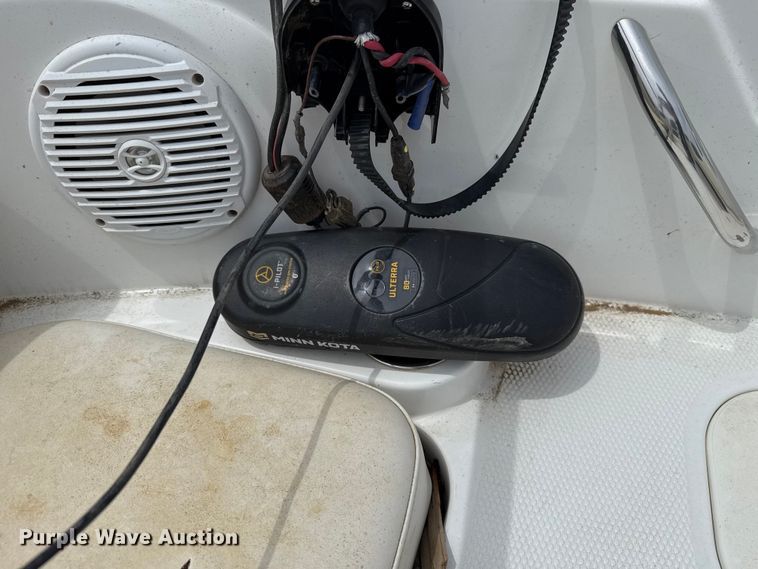 image for item ET6108 2019 Tahoe 1950 boat