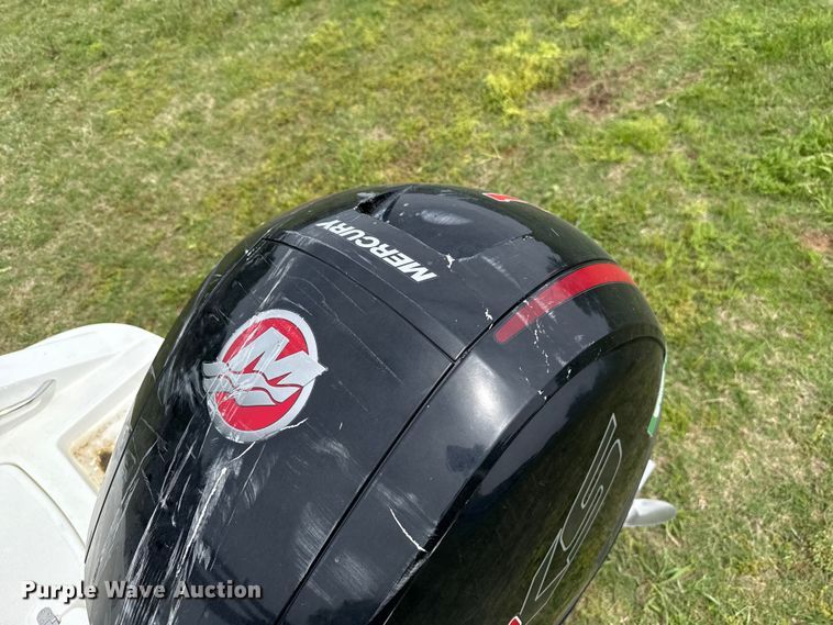 image for item ET6108 2019 Tahoe 1950 boat