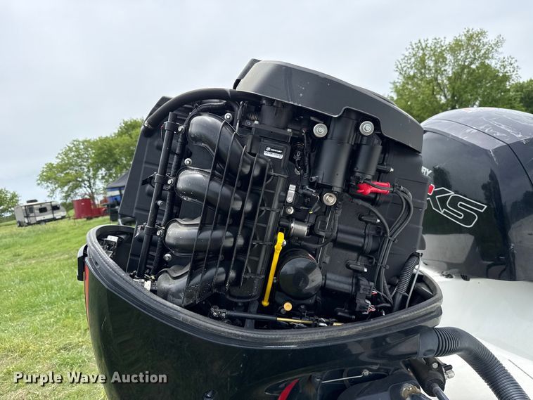 image for item ET6108 2019 Tahoe 1950 boat