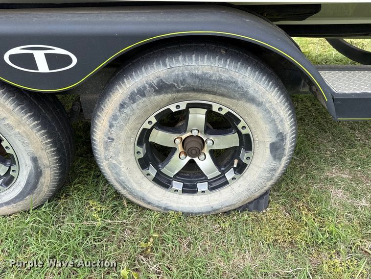 image for item ET6108 2019 Tahoe 1950 boat