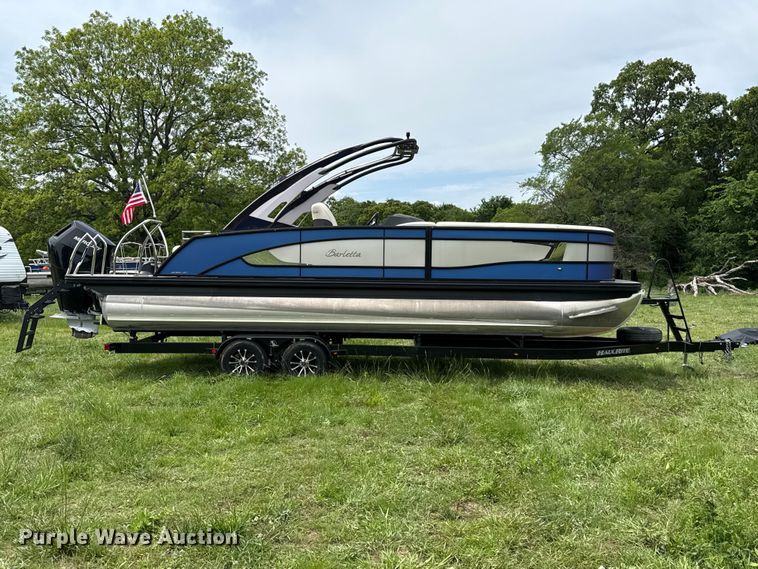 image for item ET6109 2025 Barletta L25UC pontoon boat