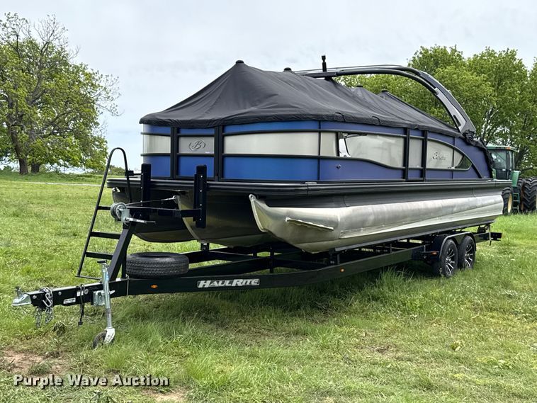 image for item ET6109 2025 Barletta L25UC pontoon boat