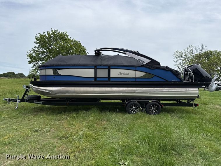 image for item ET6109 2025 Barletta L25UC pontoon boat