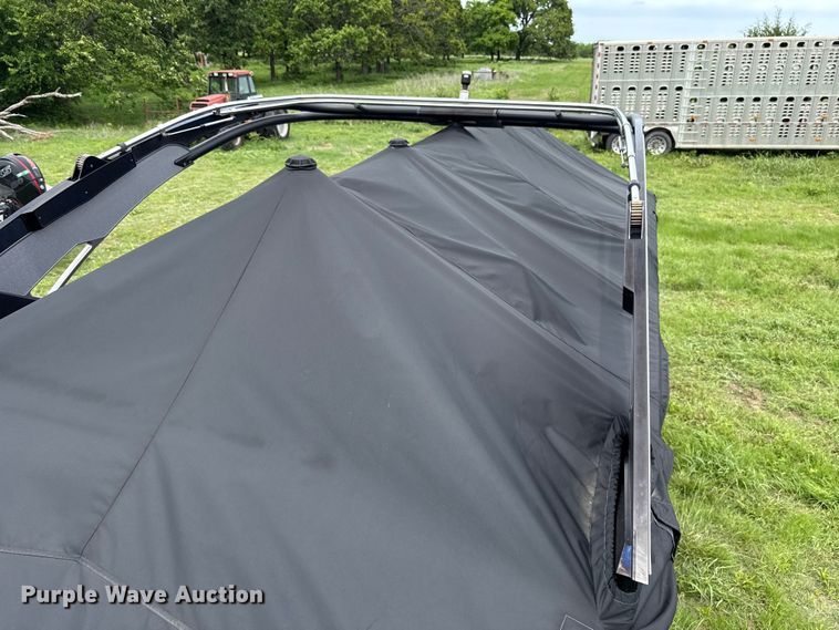 image for item ET6109 2025 Barletta L25UC pontoon boat
