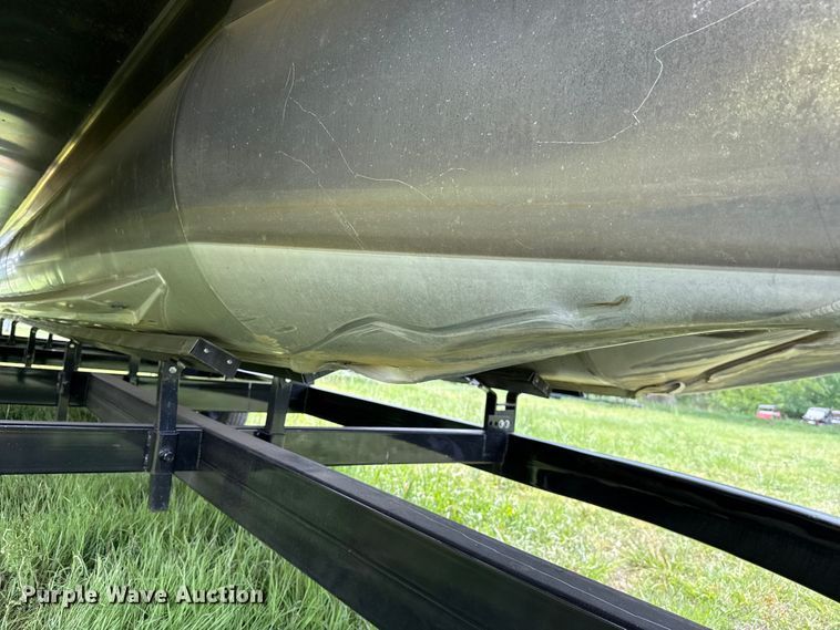 image for item ET6109 2025 Barletta L25UC pontoon boat