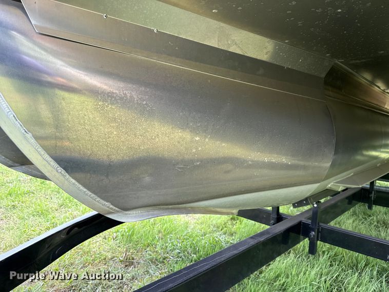 image for item ET6109 2025 Barletta L25UC pontoon boat