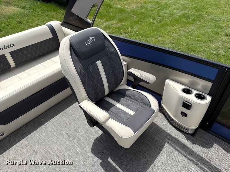 image for item ET6109 2025 Barletta L25UC pontoon boat
