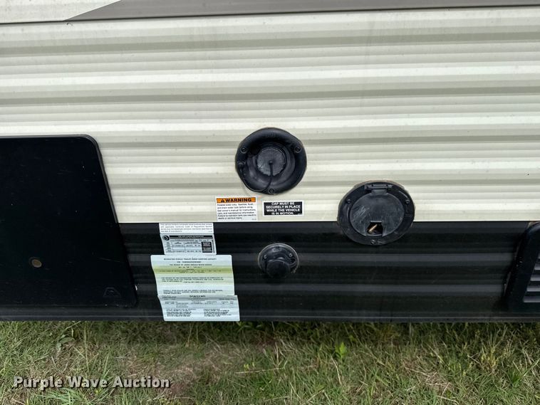 image for item ET6111 2017 StarCraft Autumn Ridge Mini camper