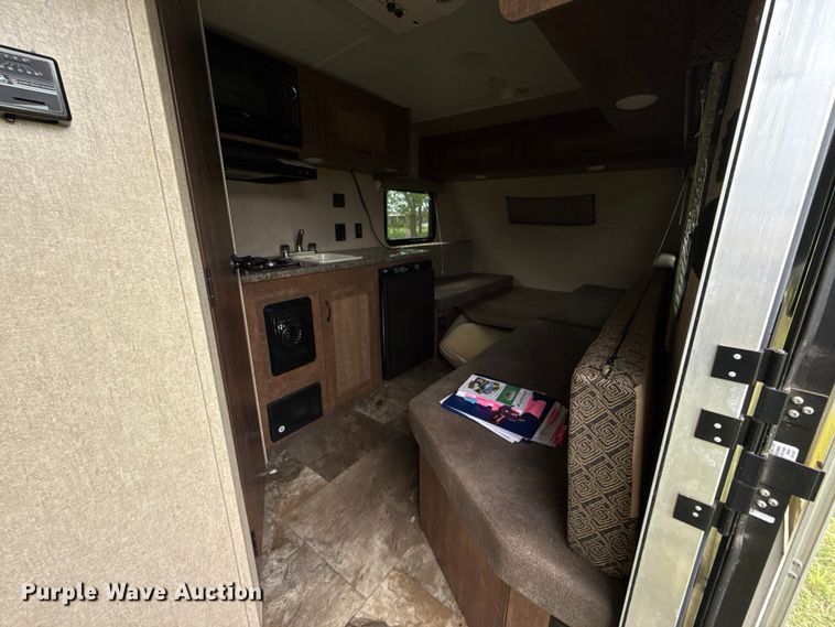 image for item ET6111 2017 StarCraft Autumn Ridge Mini camper