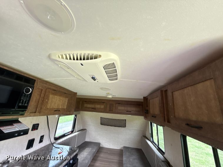 image for item ET6111 2017 StarCraft Autumn Ridge Mini camper