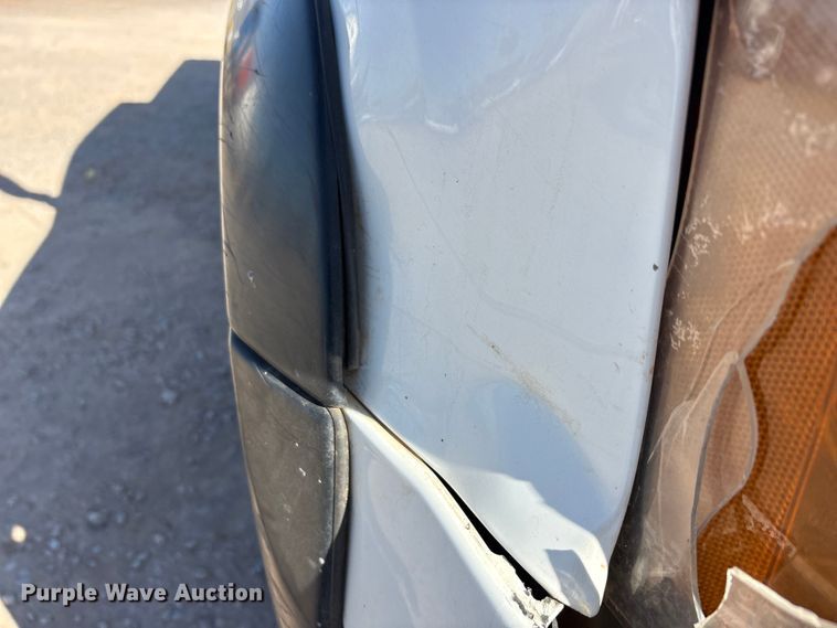 image for item EU0443 2012 GMC Sierra 3500HD Ext. Cab pickup truck