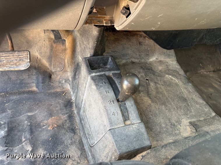 image for item EU0443 2012 GMC Sierra 3500HD Ext. Cab pickup truck
