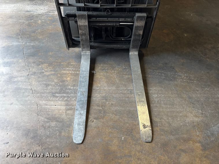 image for item EU0564 Toyota 7FGCU25 forklift
