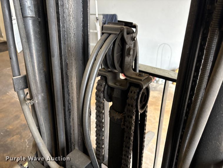 image for item EU0564 Toyota 7FGCU25 forklift