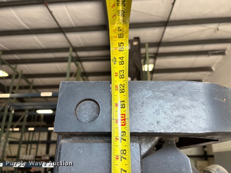 image for item EU0565 Clark GCS-15 forklift
