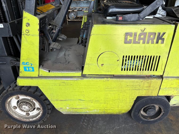image for item EU0565 Clark GCS-15 forklift