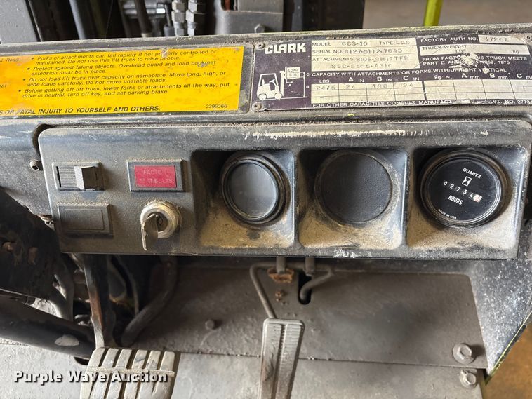 image for item EU0565 Clark GCS-15 forklift