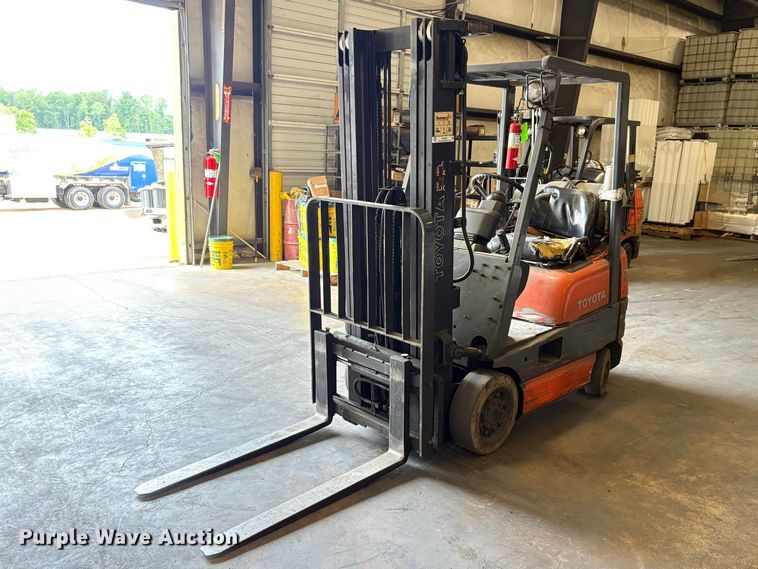 image for item EU0566 Toyota 42-GFGCU15 forklift