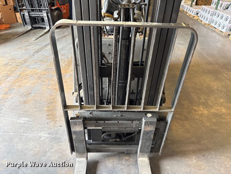 image for item EU0566 Toyota 42-GFGCU15 forklift