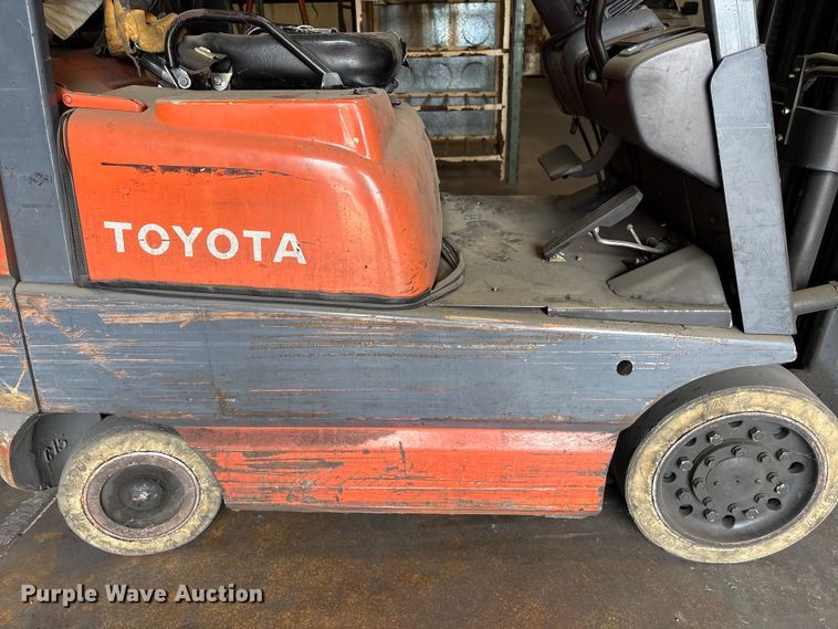 image for item EU0566 Toyota 42-GFGCU15 forklift