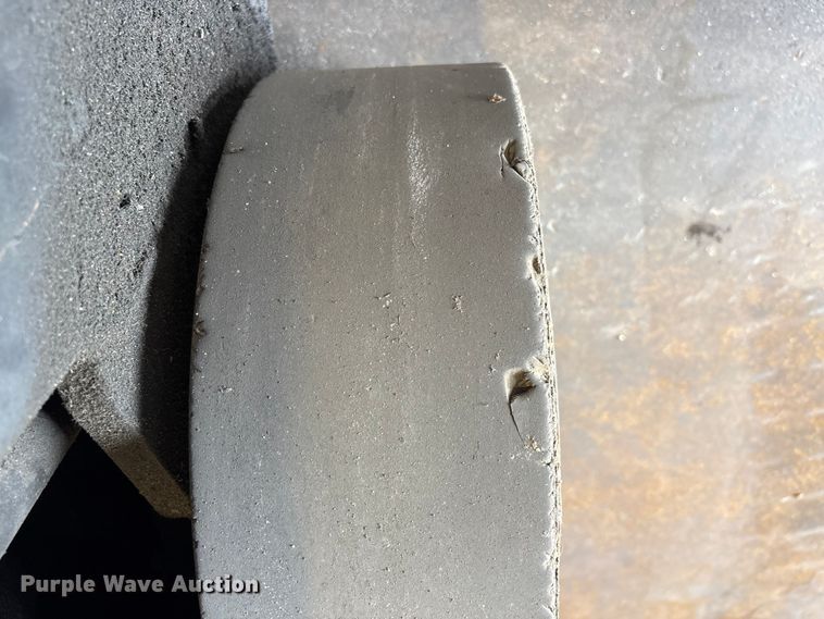 image for item EU0566 Toyota 42-GFGCU15 forklift