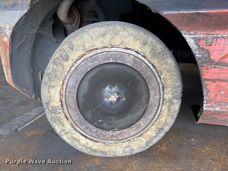 image for item EU0566 Toyota 42-GFGCU15 forklift