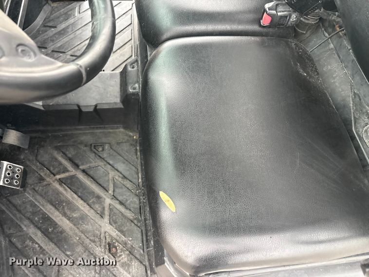 image for item EU5520 2016 Polaris Ranger XP 570 utility vehicle