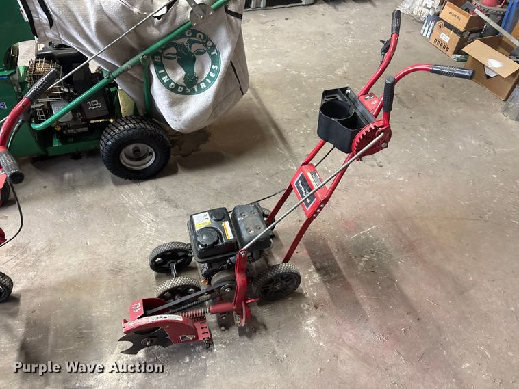 image for item EU5533 Lawn and garden equipment