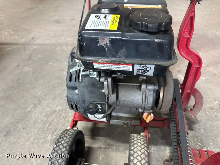 image for item EU5533 Lawn and garden equipment